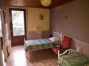 20221001_190239-scaled